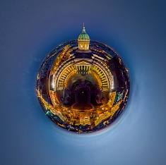 Санкт- Петербург