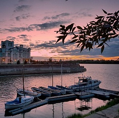 Дмитрий Буков
